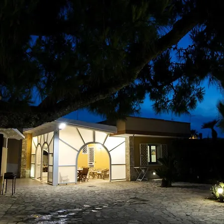 Willa Eleonora Con Piscina Fronte Mare *