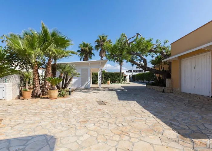 Villa Eleonora Con Piscina Fronte Mare *