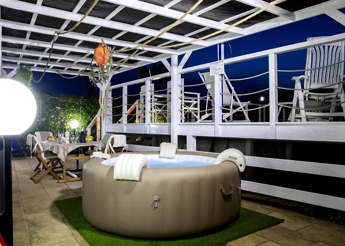 Villa Eleonora Con Piscina Fronte Mare Capilungo