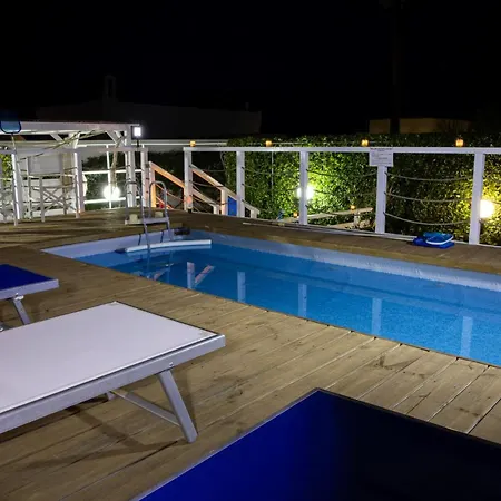 Βίλα Eleonora Con Piscina Fronte Mare