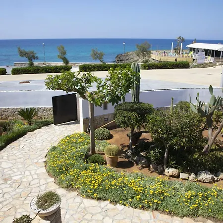 Βίλα Eleonora Con Piscina Fronte Mare