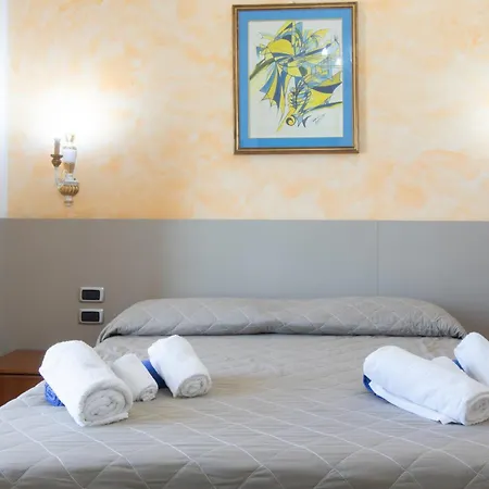Villa Eleonora Con Piscina Fronte Mare