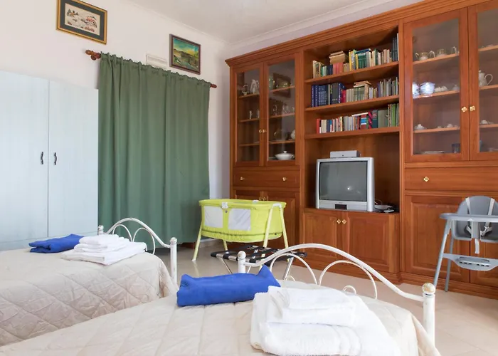 Eleonora Con Piscina Fronte Mare * Capilungo